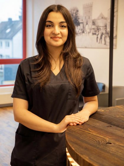 Zeinab Kalo Auszubildende